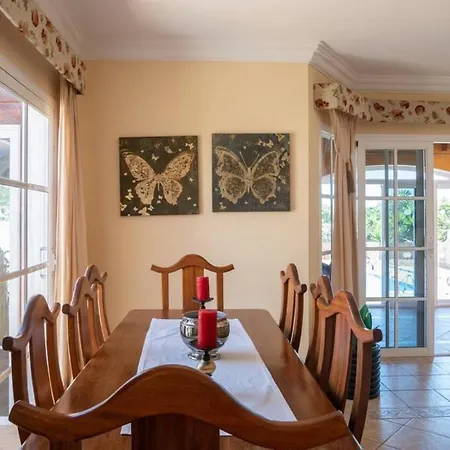 Holiday Villa Vergel With Huge Private Pool, Jacuzzi, Sauna & Bbq By Amazzzing Travel Caleta De Fuste Exterior photo