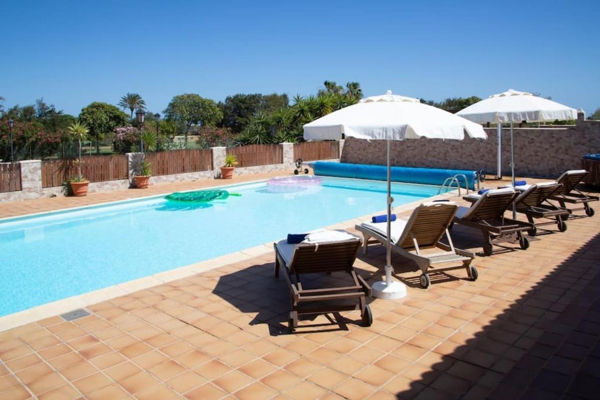Villa Vergel With Jacuzzi, Large Private Pool, Sauna&bbq By Amazzzing Travel *